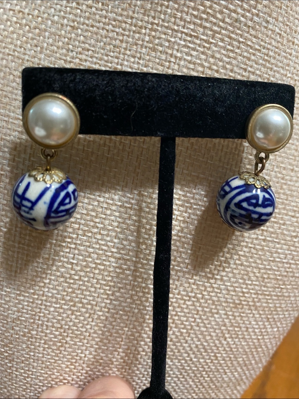 Pearl-Top Blue & White Porcelain Chinese Drop Earrings - Picture 2 of 6